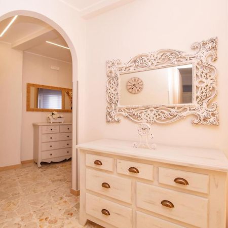 Rooms 66 Кампобассо Экстерьер фото