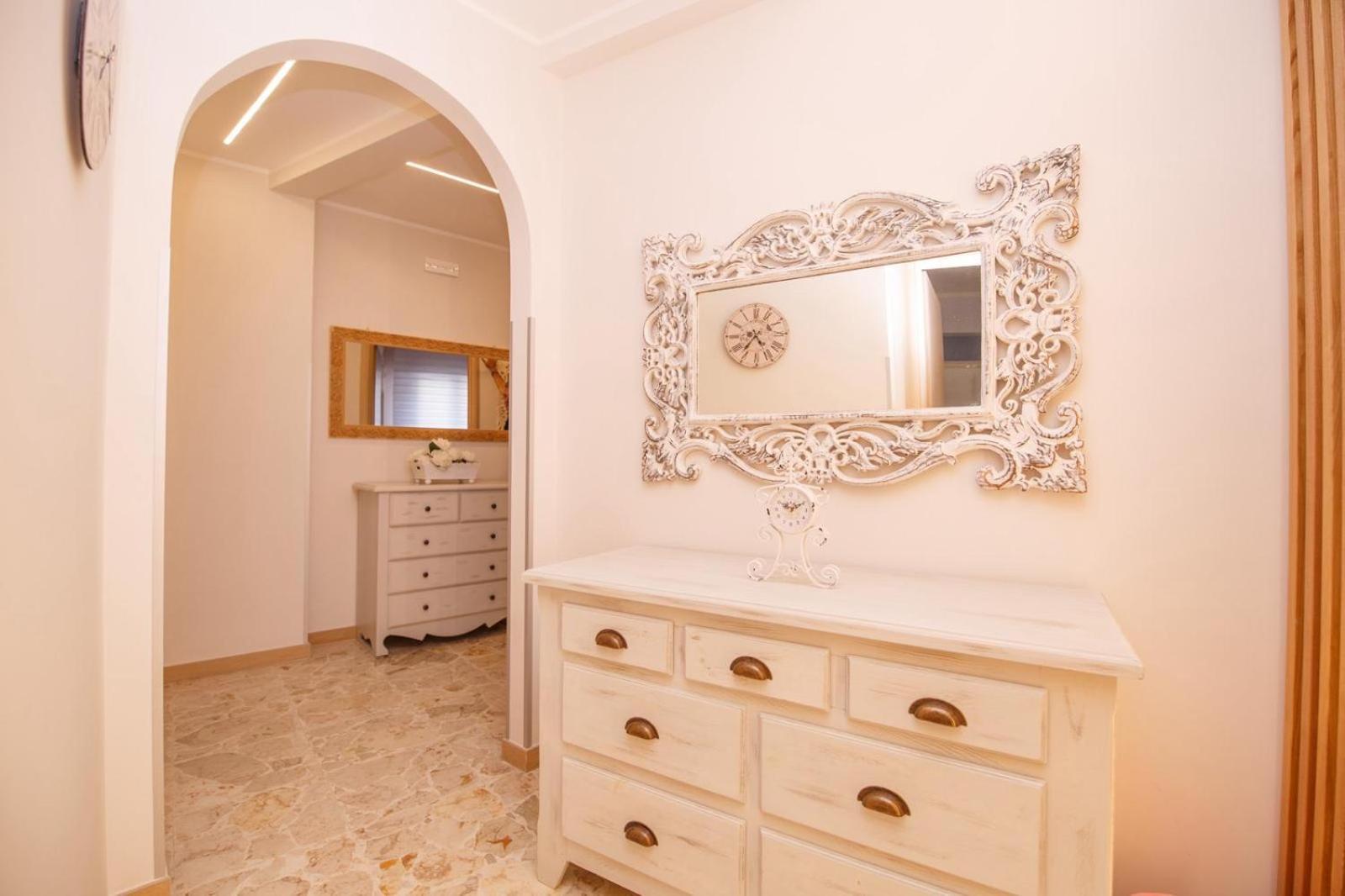 Rooms 66 Кампобассо Экстерьер фото