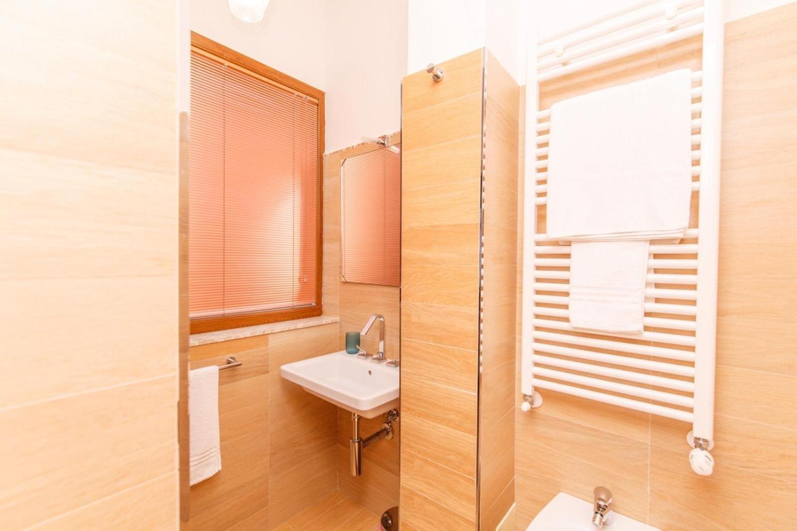 Rooms 66 Кампобассо Экстерьер фото